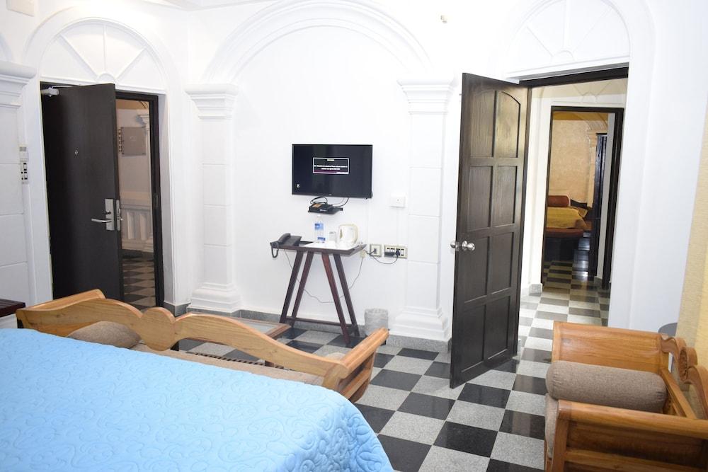 Le Chateau Puducherry Exterior foto